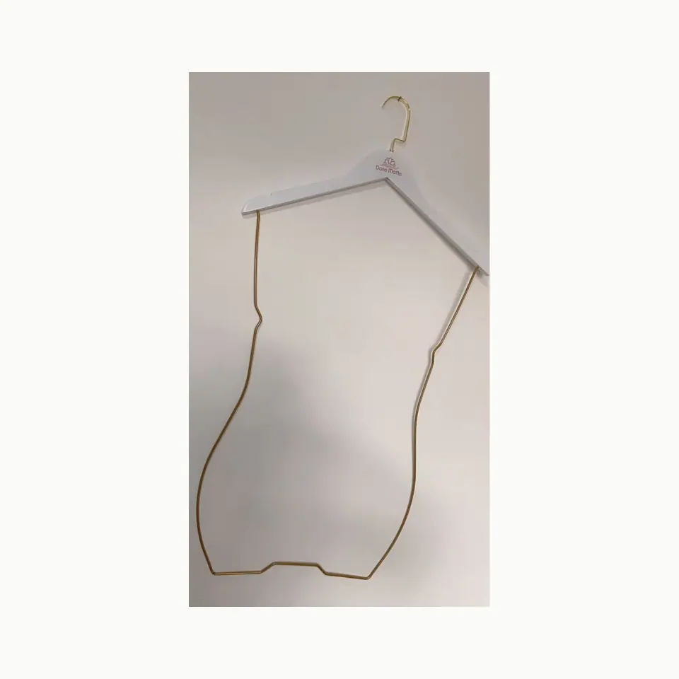 Silhueta adulto perninha com gancho luxo e cabide branco